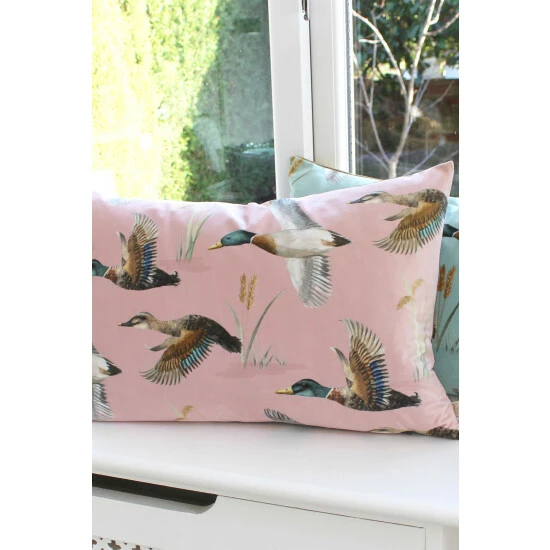 unnamed-file-461.jpg Evans Lichfield Pink Country Duck Cushion -Evans Lichfieldshop unnamed file 461